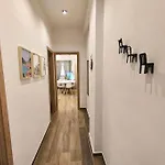 Hippocampus Apartment